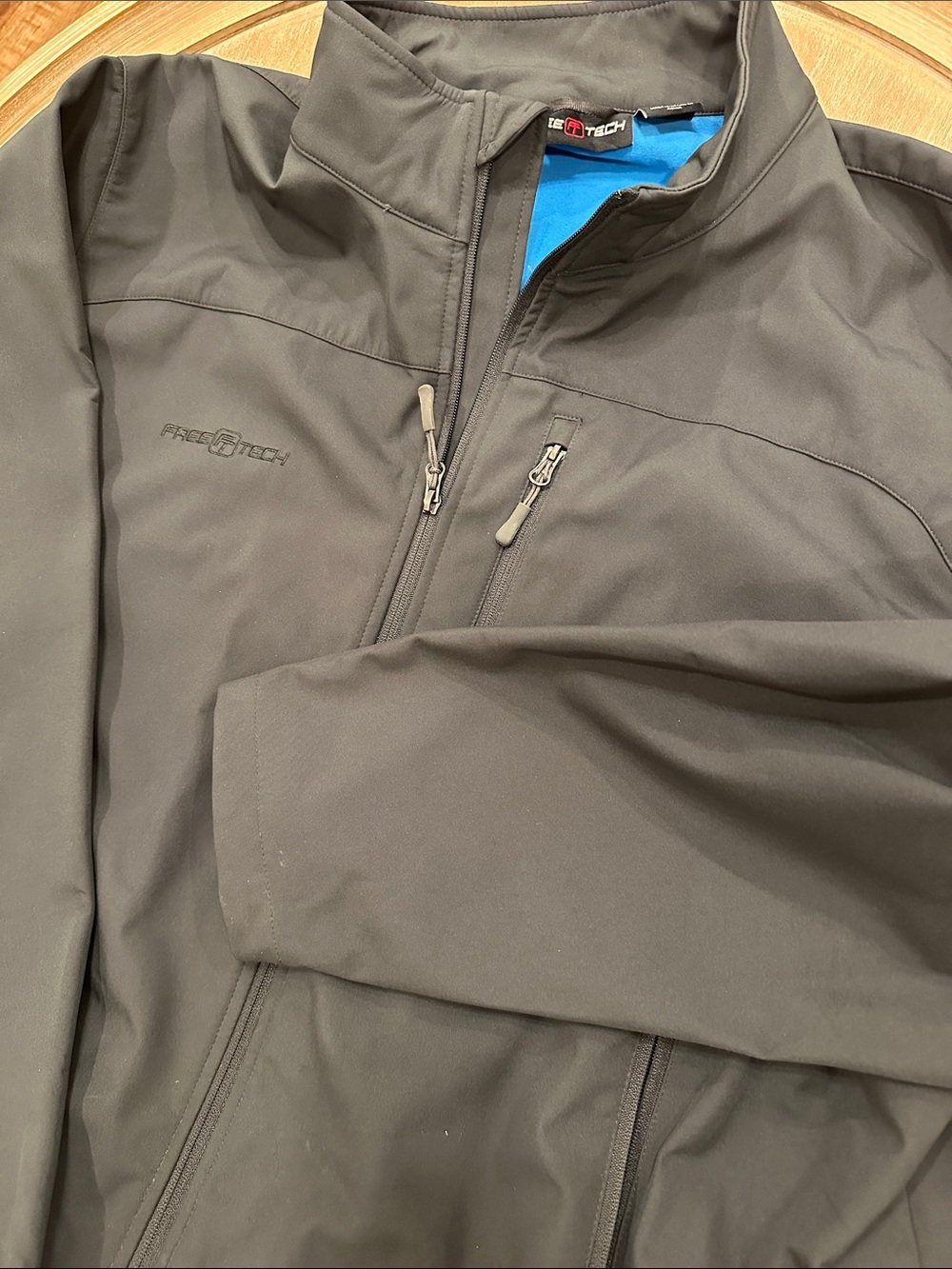 Free Tech 2XL Men's Charcoal Softshell Performance Jacket